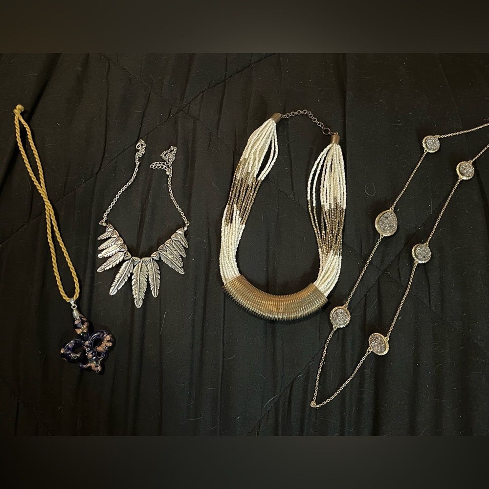 🚨3 for $15🚨 Lot of 4 Statement Necklaces
